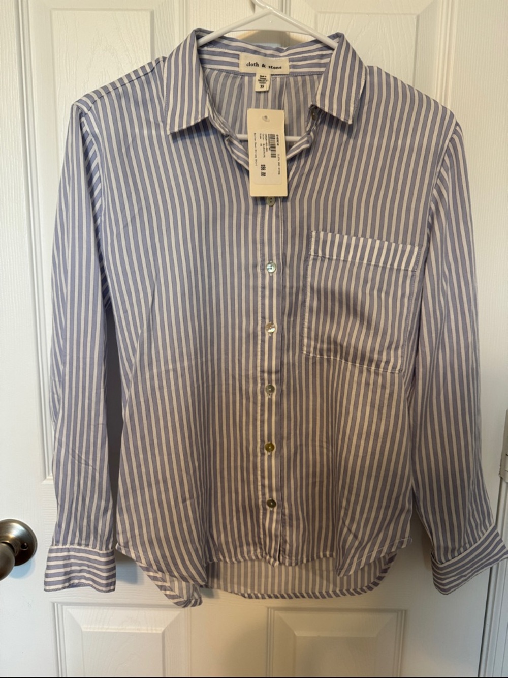 cloth & stone Light Blue and White Vertical Stripe Button-Down Shirt Women’s XS